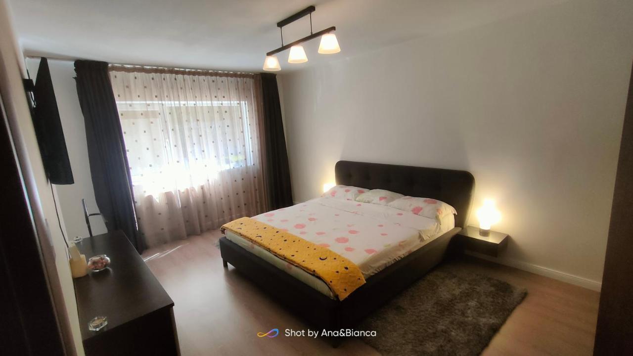 Duck Apartment Букурещ Екстериор снимка