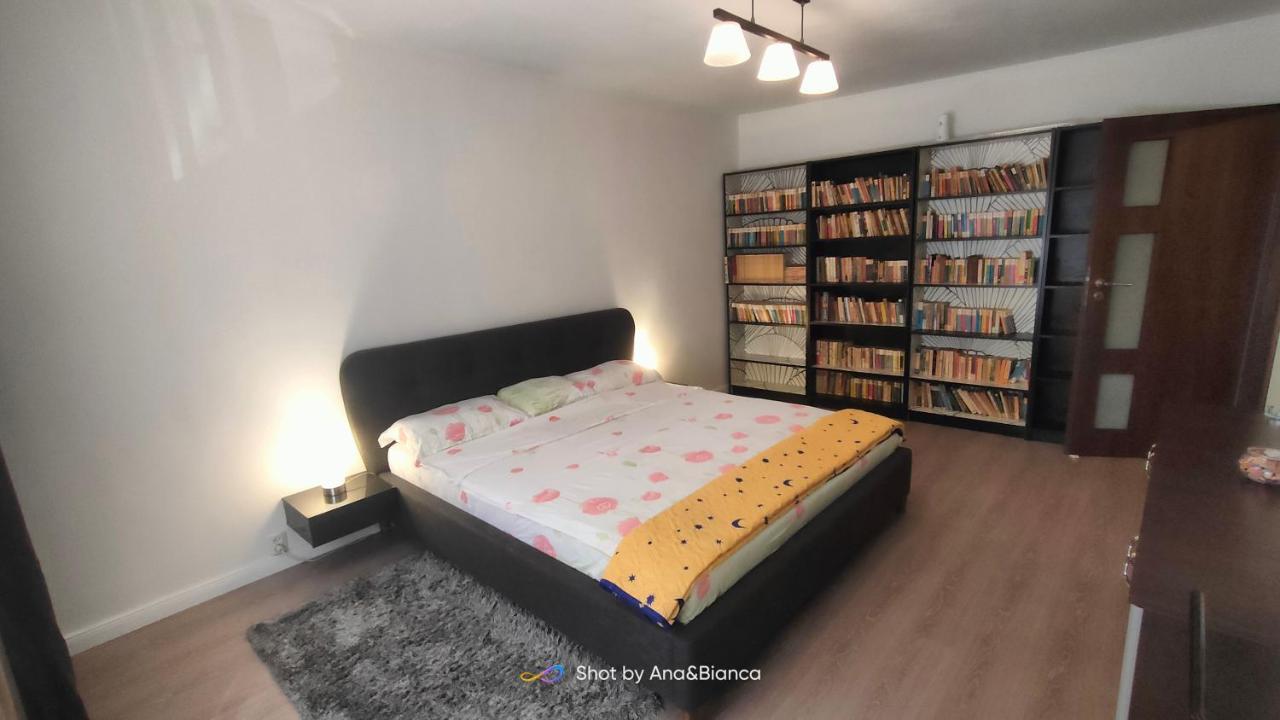Duck Apartment Букурещ Екстериор снимка