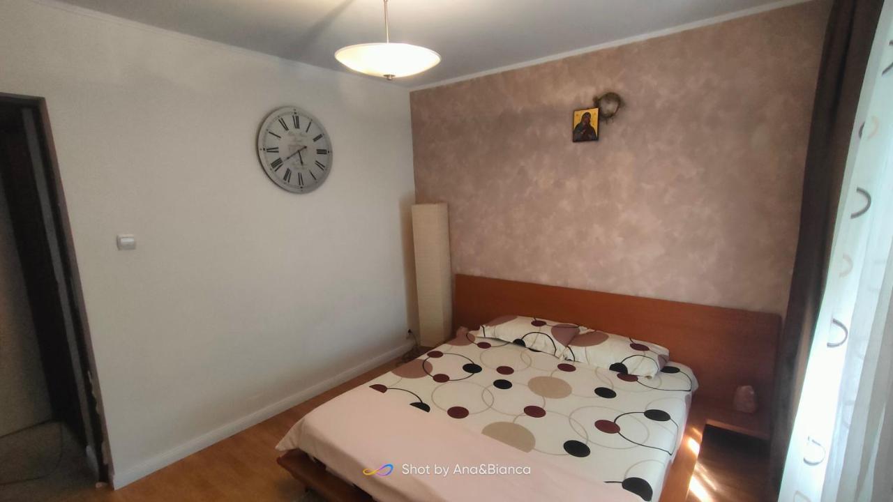 Duck Apartment Букурещ Екстериор снимка