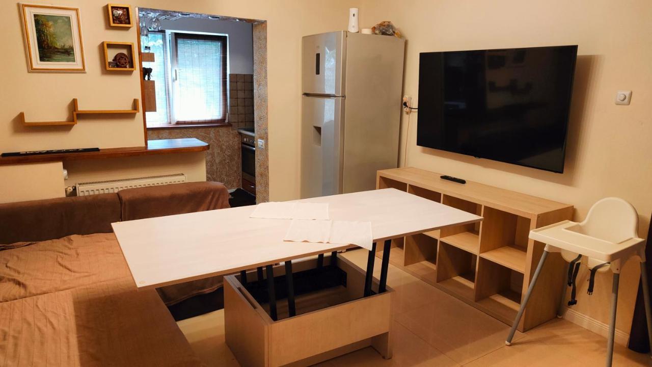 Duck Apartment Букурещ Екстериор снимка