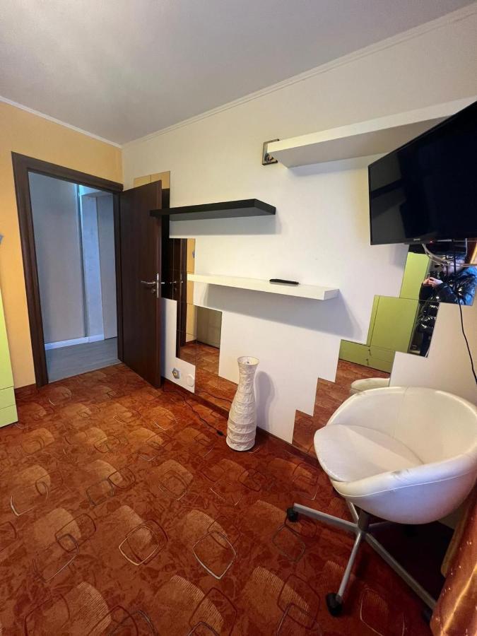 Duck Apartment Букурещ Екстериор снимка